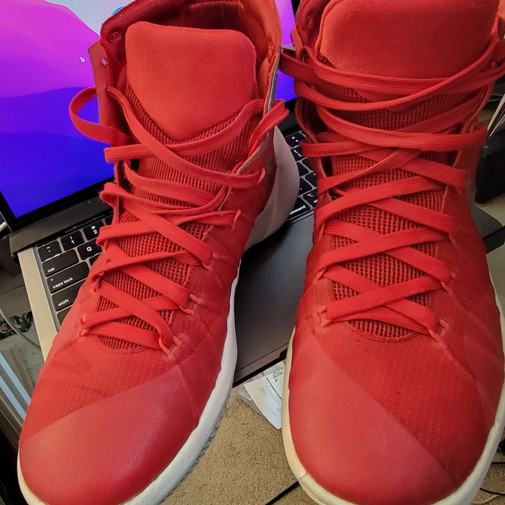 2015 HyperDunk Ruby Red